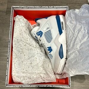 Jordan 4 “Military Blue” Lightly used